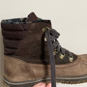 Vintage Lands' End Men's Dark Brown Leather Lace-Up Boots withPlaid Lining